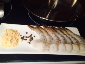 Black Pepper Shrimp Recipe raw shrimp, melba toast and peppercorns