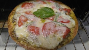 HCG Phase 4 Pizza recipe with Tomatoes and Basil
